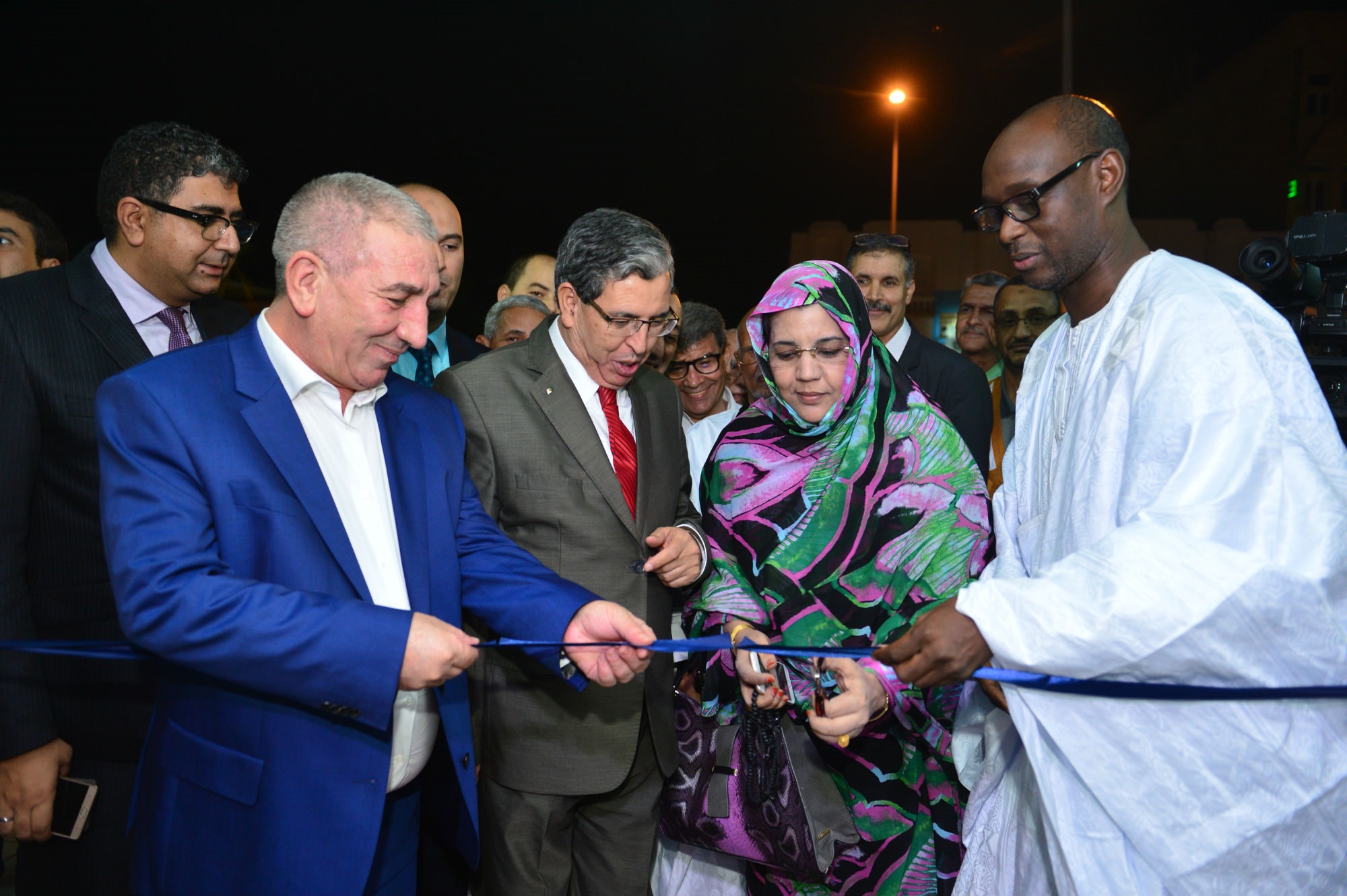 Abderrahmane Benhamadi inaugurant un showroom à Nouakchott en novembre 2016. D. R.